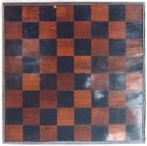 Chess set in Ebony and Mahogany